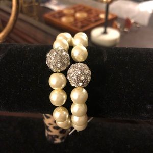 Classy pearl stretch bracelet.  2 available